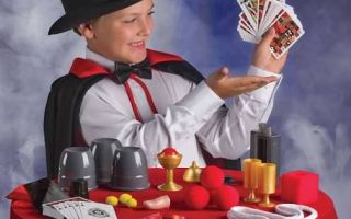 Tiny magic tricks to astonish kids at home