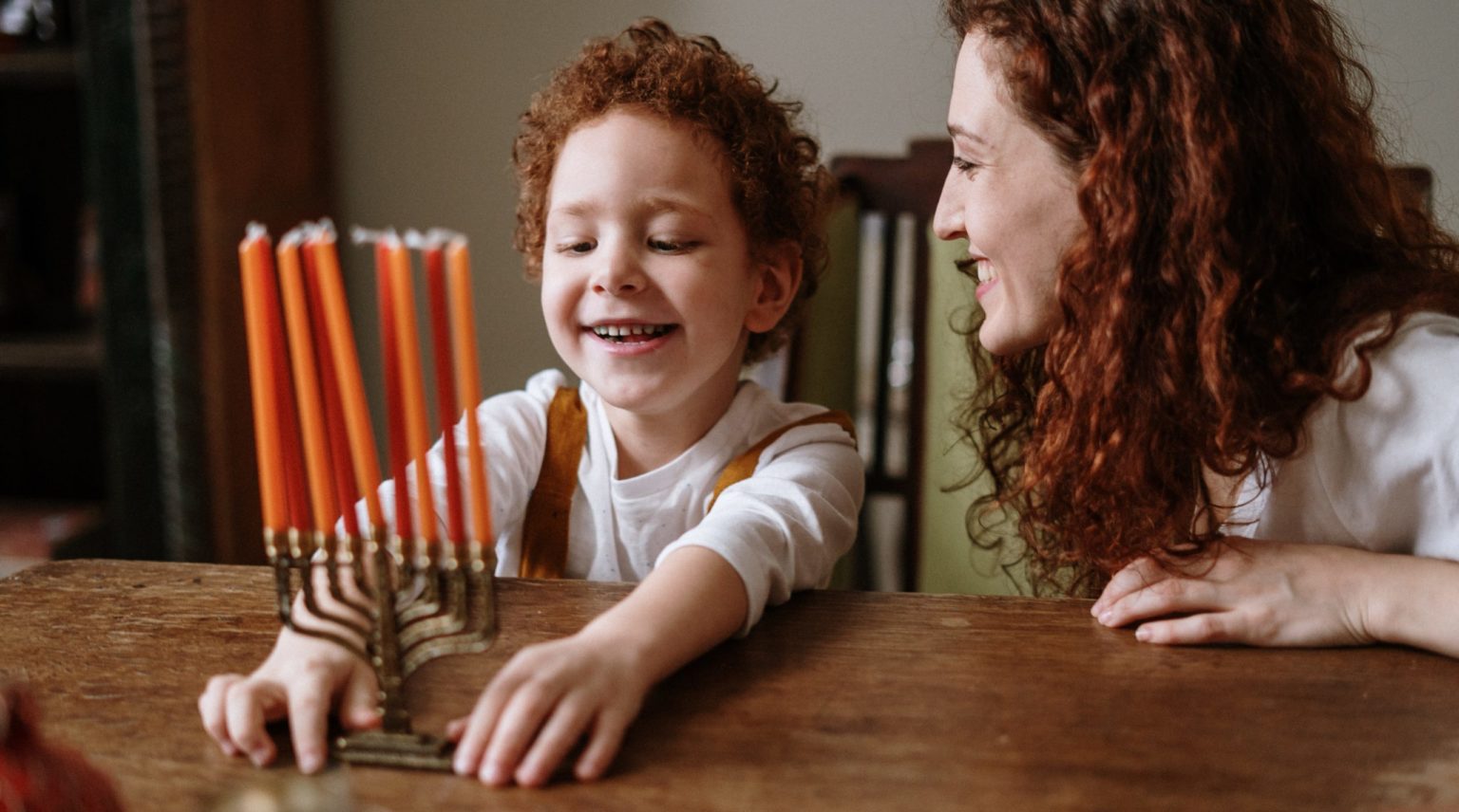 Must-Read Jewish Books for Kids | LionStory