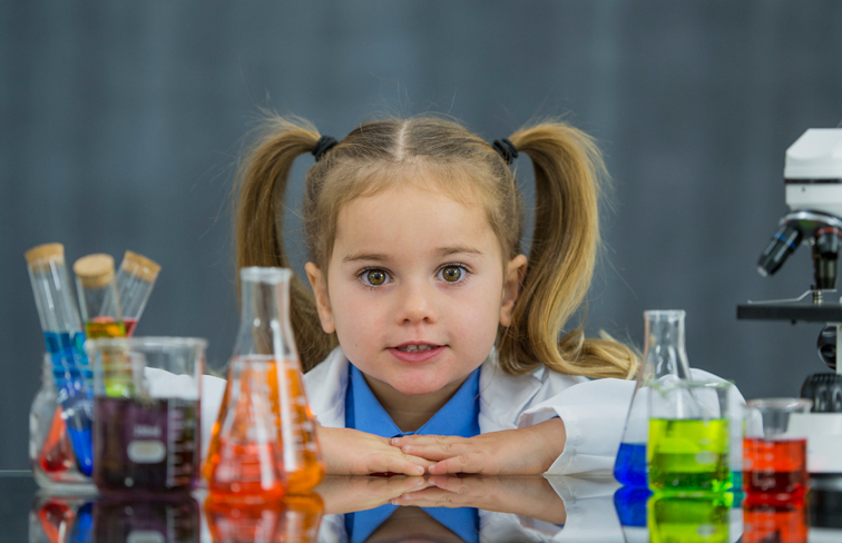 little-girl-scientist